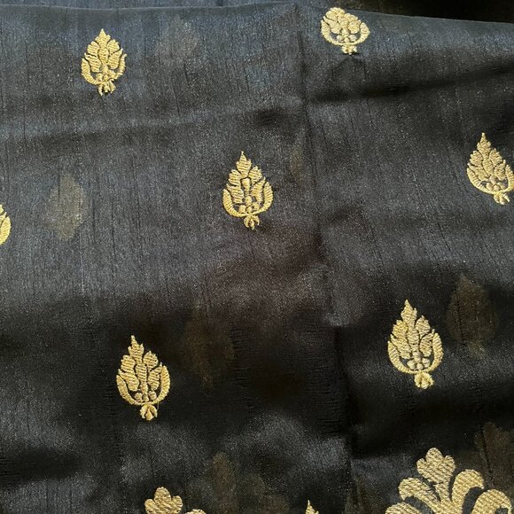 Black Indian Silk saree - Tussar silk saree with Heavy embroidery work Item desc - Picture 4 of 14